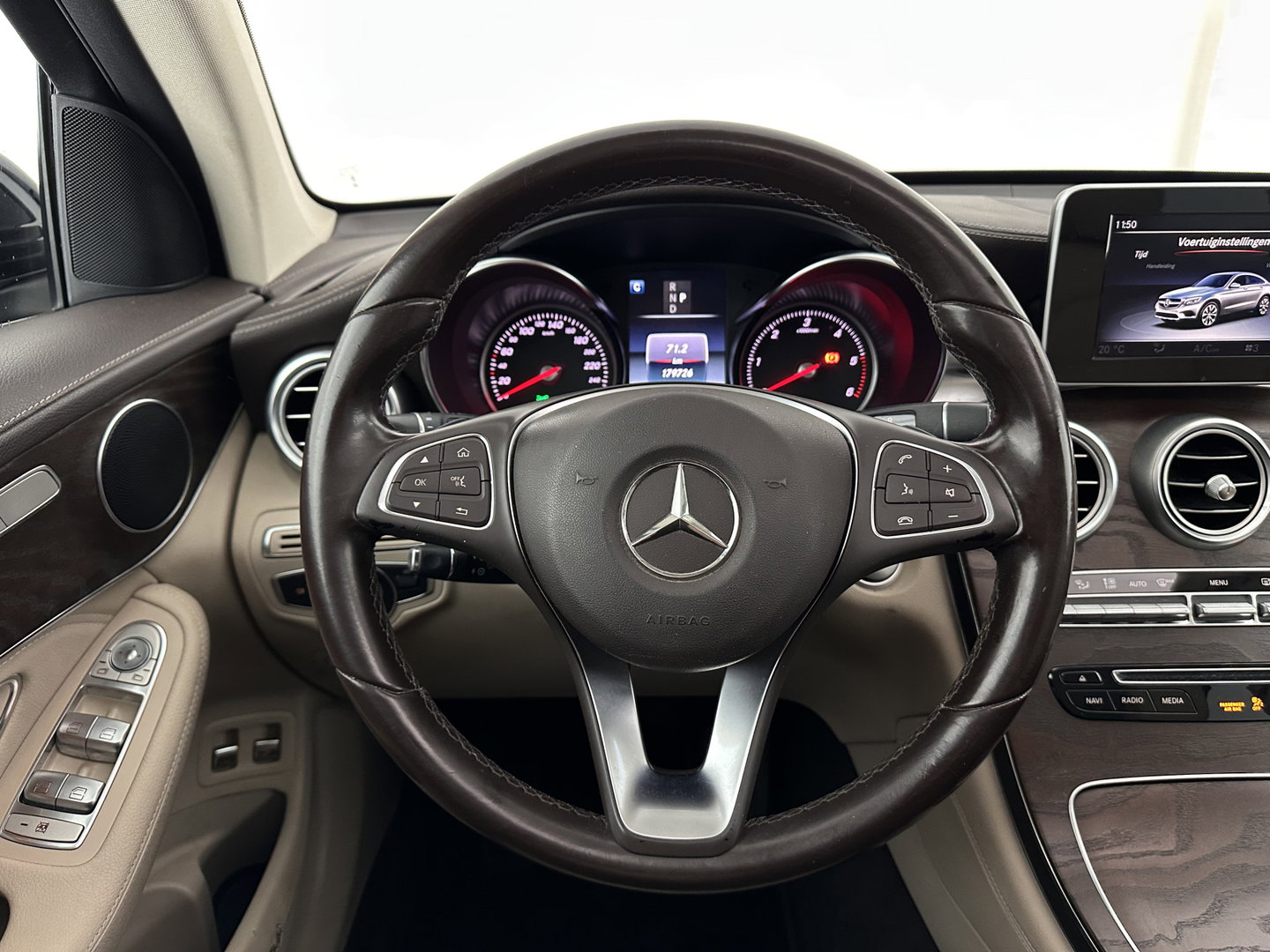 Mercedes-Benz GLC Coupé 220 d 4MATIC Ambition (INCL.BTW) *PANO | LEATHER | FULL-LED | HEATED-SPORTSEATS | CAMERA | NAVI-FULLMAP | PRIVACY-GLASS | ECC | PDC | CRUISE | TOWBAR | 18''ALU*
