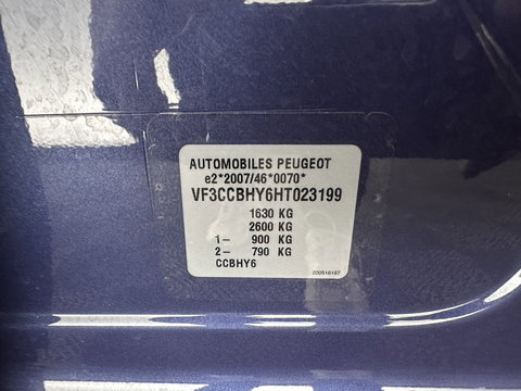 Peugeot 208 1.6 BlueHDi GT-line *LEATHER-FABRIC | SPORTSEATS | CARPLAY | PRIVACYGLASS | ECC | CARPLAY |  PDC | CRUISE | 17''ALU*