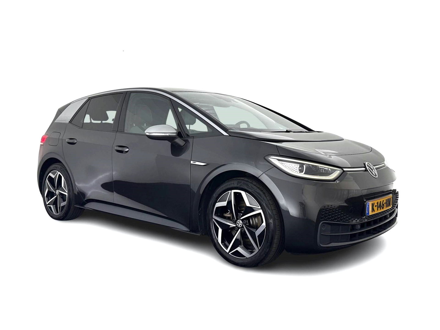 Volkswagen ID.3 First Plus 58 kWh [ 3-Fase ] (INCL.BTW) Aut. *FULL-LED | HEATED-COMFORTSEATS | CAMERA | DIGI-COCKPIT | NAVI-FULLMAP | KEYLESS | PRIVACY-GLASS | AMBIENT-LIGHT | ECC | PDC | CRUISE | 19''ALU*