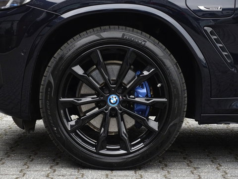 BMW X3 30e 292PK X-Drive M-Sport / Laser / pano / 360°
