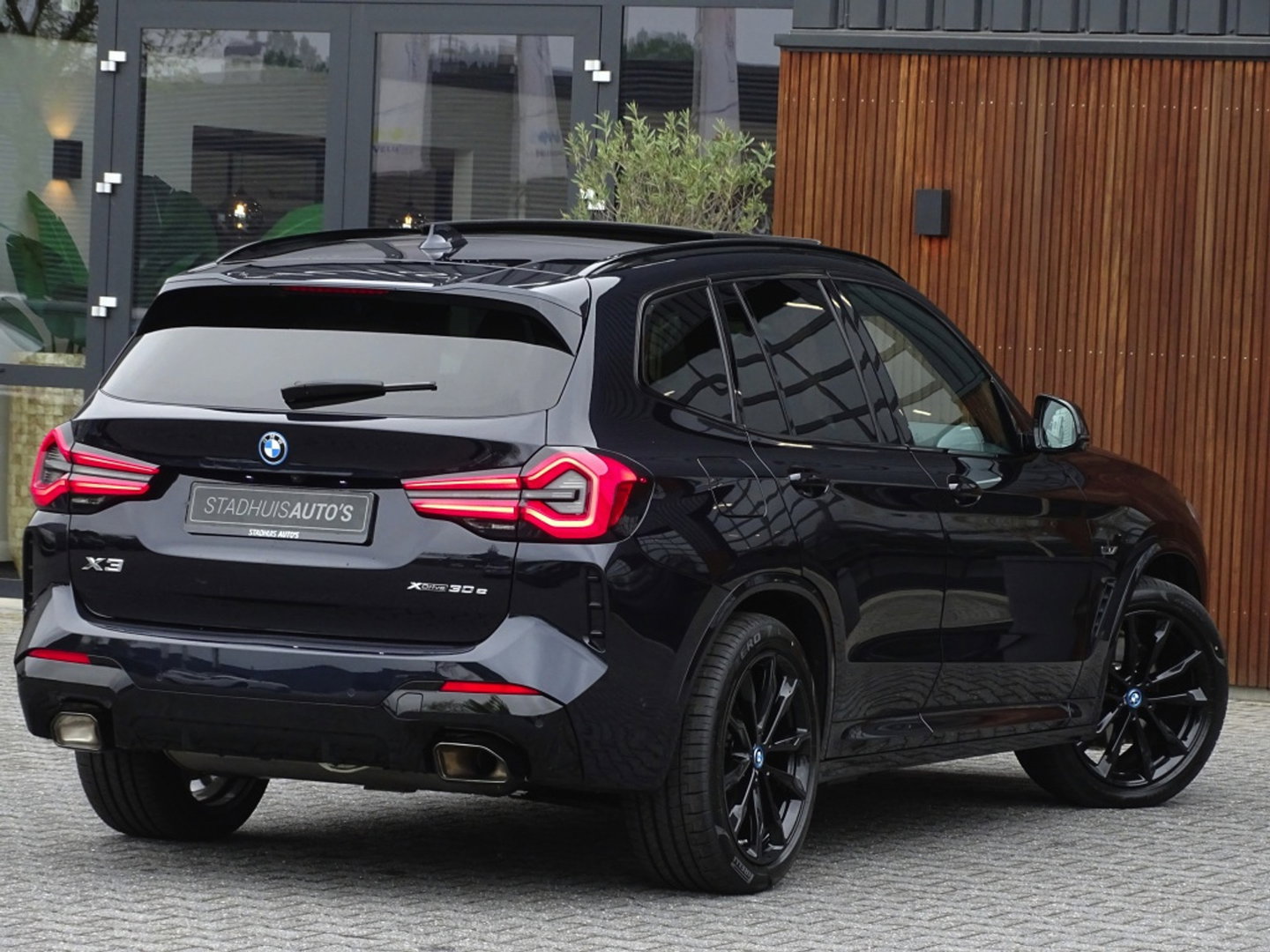 BMW X3 30e 292PK X-Drive M-Sport / Laser / pano / 360°