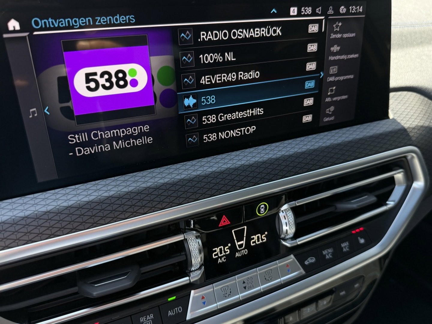 BMW X3 30e 292PK X-Drive M-Sport / Laser / pano / 360°