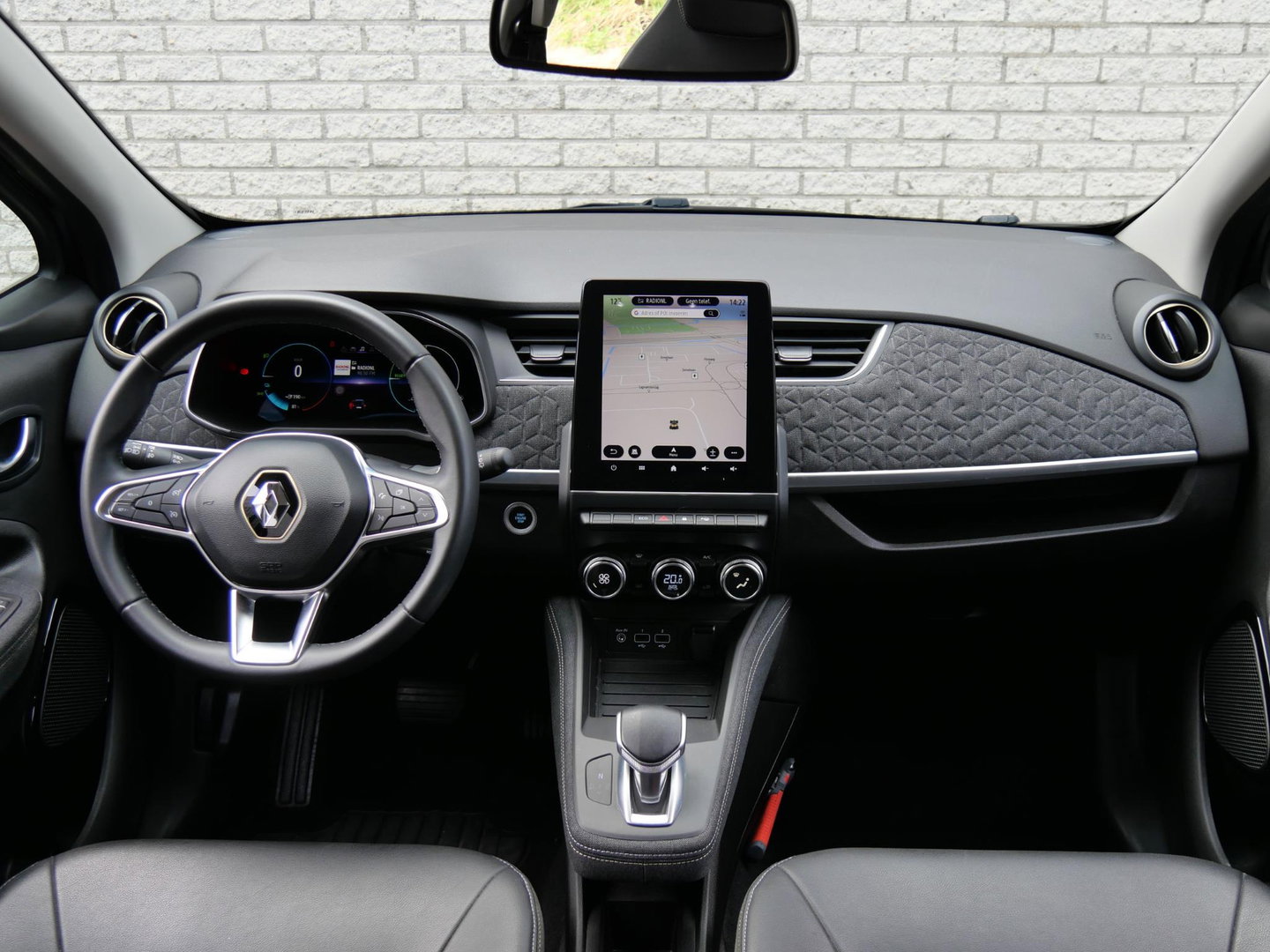 Renault ZOE R135 52kWh ICONIC/ PDC V+A/ CAMERA/ BLIND SPOT/ KOOPACCU/ SOH 93%