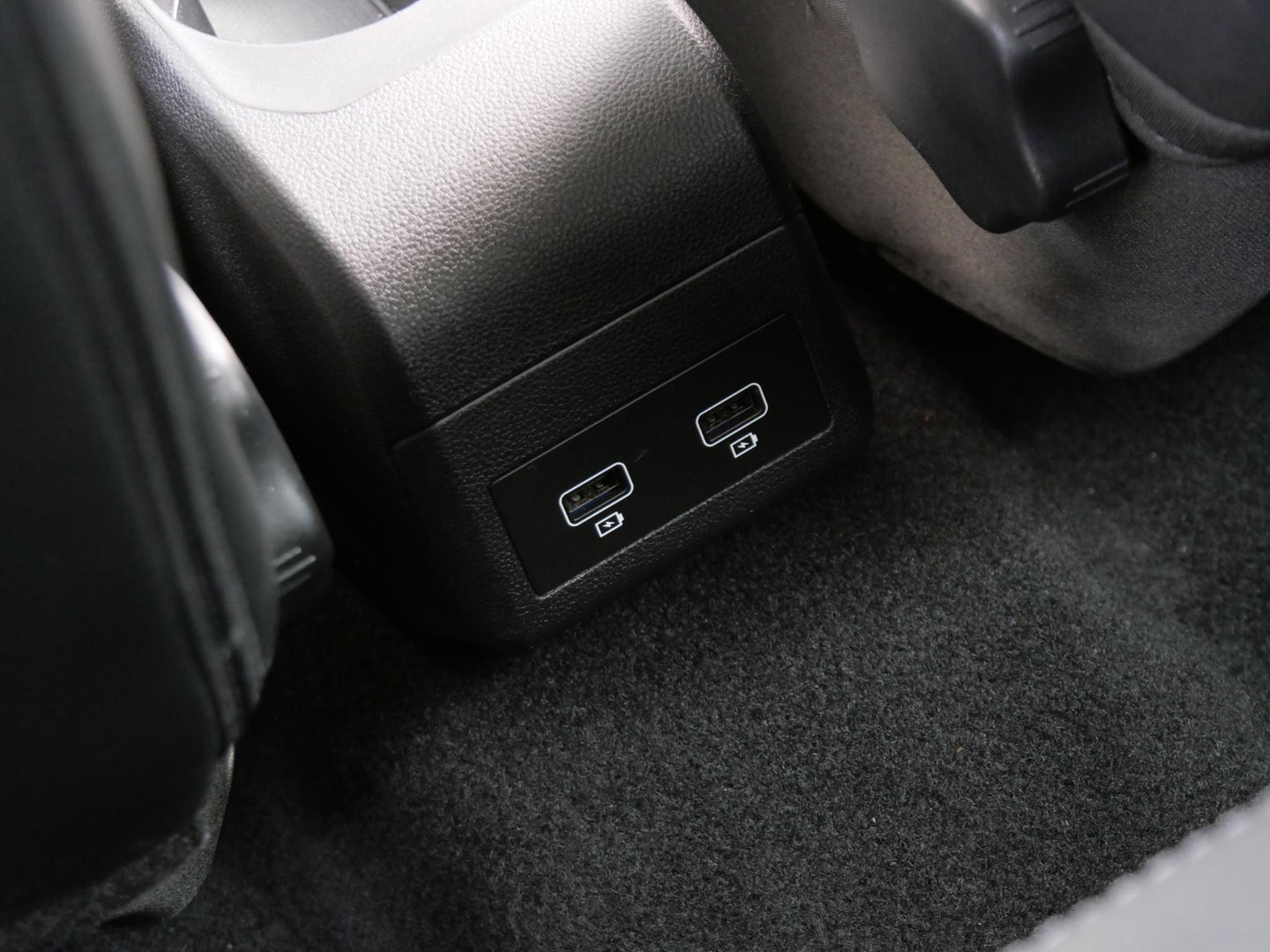 Renault ZOE R135 52kWh ICONIC/ PDC V+A/ CAMERA/ BLIND SPOT/ KOOPACCU/ SOH 93%