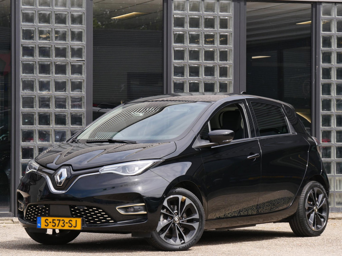 Renault ZOE R135 52kWh ICONIC/ PDC V+A/ CAMERA/ BLIND SPOT/ KOOPACCU/ SOH 93%