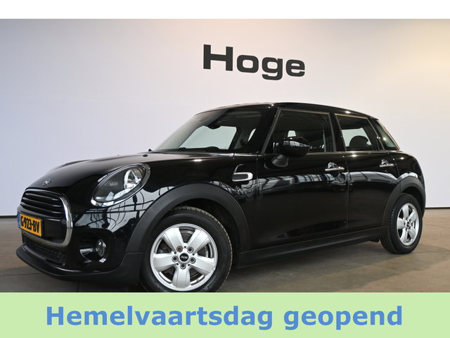 MINI Cooper - Mini 1.5 Airco Navigatie LED Cruise Control Direct Leverbaar! Rijklaarprijs Inruil Mogelijk!