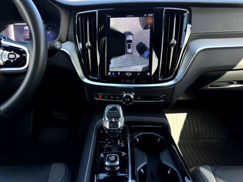Volvo V60 2.0 T8 Plug-in hybrid AWD Polestar Engineered B&W