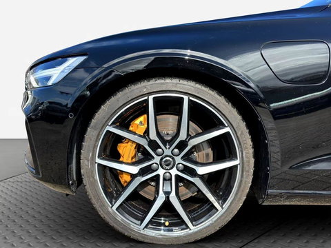 Volvo V60 2.0 T8 Plug-in hybrid AWD Polestar Engineered B&W