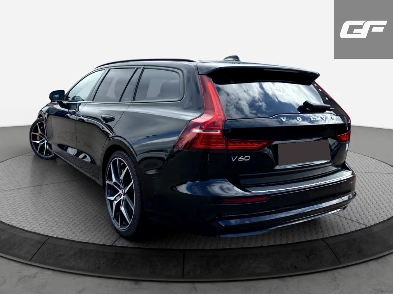 Volvo V60 2.0 T8 Plug-in hybrid AWD Polestar Engineered B&W