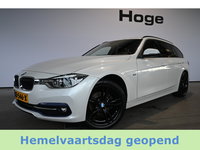 BMW 3 Serie - Touring 318i Luxury Clima Navigatie LED Panoramadak 18'Inch Goed Onderhouden! Inruil Mogelijk!