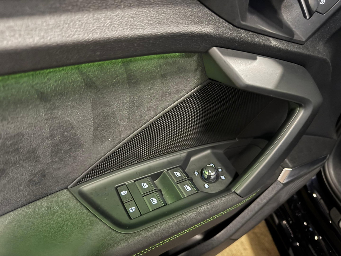 Audi RS3 Limousine 2.5 TFSI RS 3 quattro HULK CERAMIC PANO VOL'