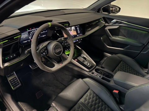 Audi RS3 Limousine 2.5 TFSI RS 3 quattro HULK CERAMIC PANO VOL'