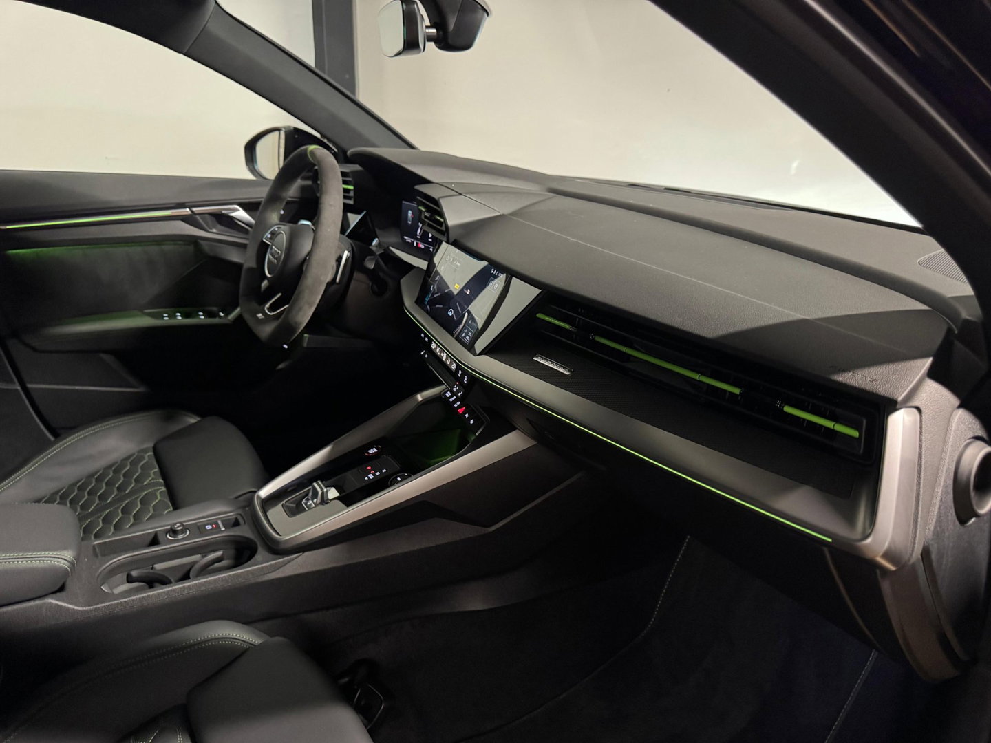 Audi RS3 Limousine 2.5 TFSI RS 3 quattro HULK CERAMIC PANO VOL'