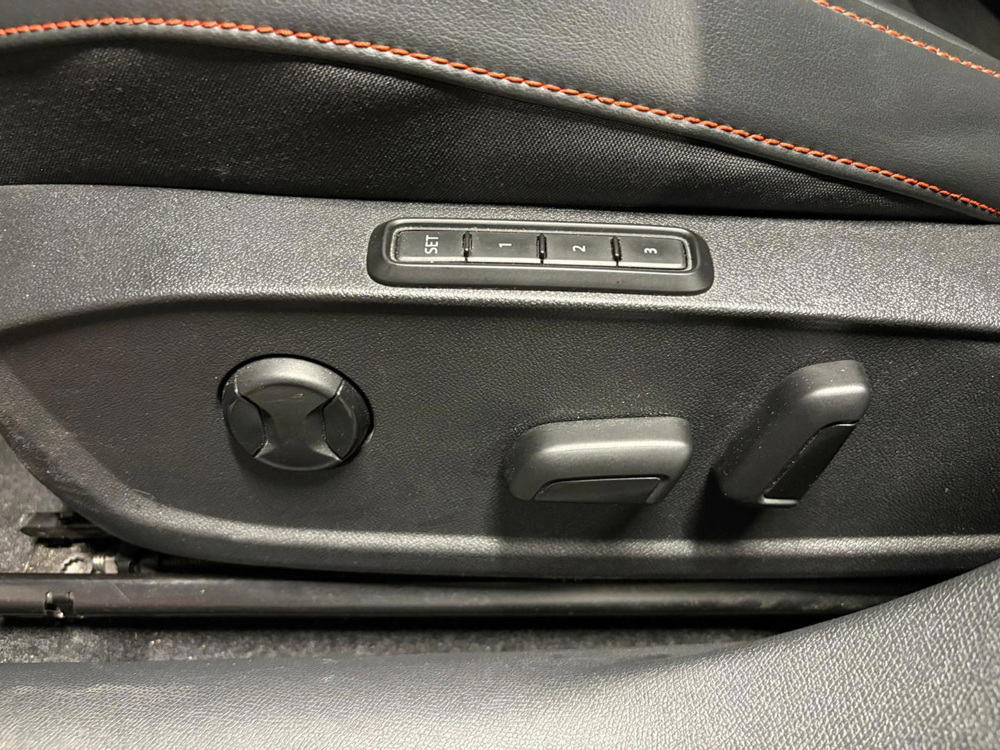SEAT Leon 1.4 TSI eHybrid PHEV FR PANO KEYLESS VOL'