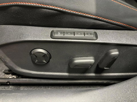 SEAT Leon 1.4 TSI eHybrid PHEV FR PANO KEYLESS VOL'