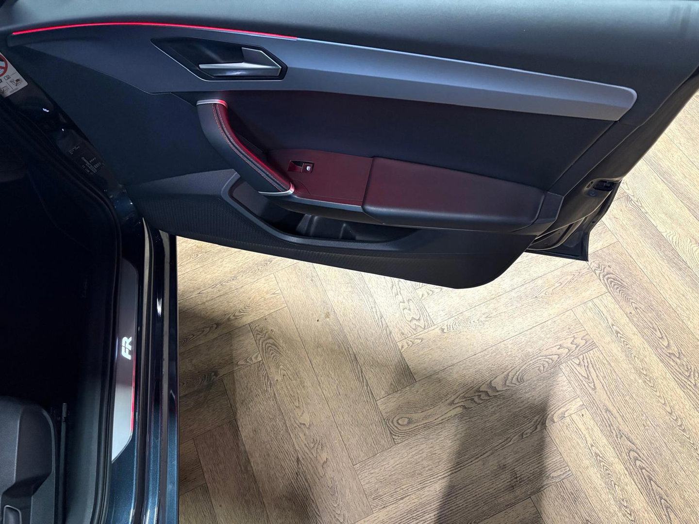 SEAT Leon 1.4 TSI eHybrid PHEV FR PANO KEYLESS VOL'