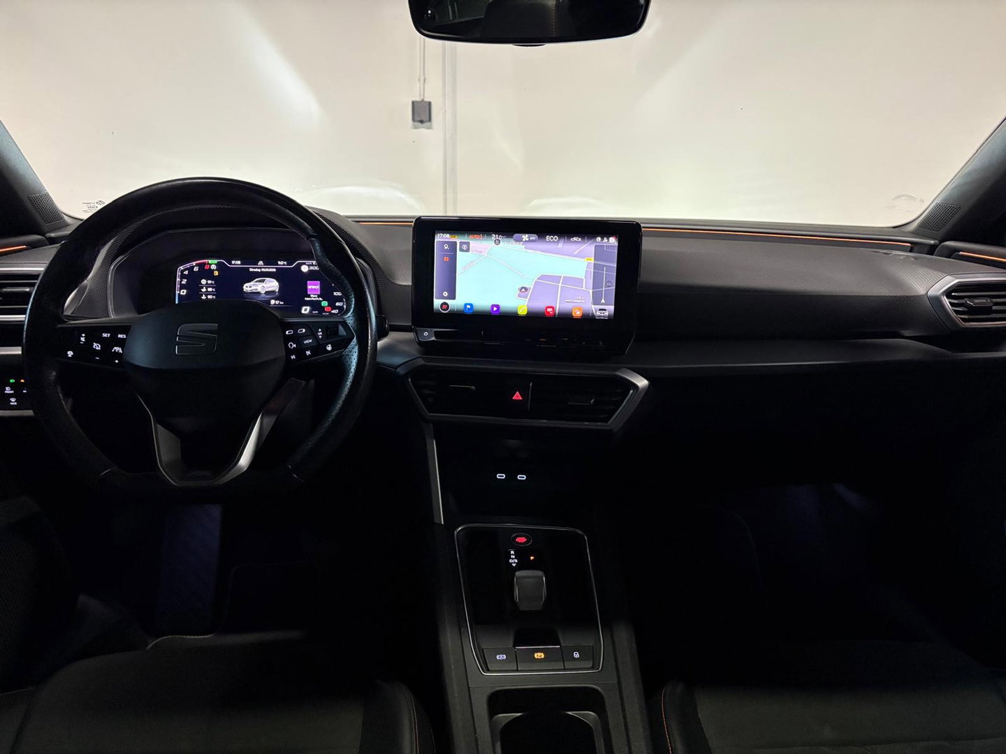 SEAT Leon 1.4 TSI eHybrid PHEV FR PANO KEYLESS VOL'