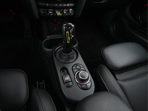 MINI Mini Electric Business Edition 33 kWh [ 3-Fase-11kW ] {SOH-100%} (INCL-BTW) Aut. *LEATHER | FULL-LED | KEYLESS | SPORTSEATS | NAVI-FULLMAP | ECC | AMBIENTLIGHT | DAB | DIGI-COCKPIT | PDC | 17"ALU*