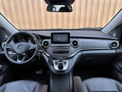Mercedes-Benz V-Klasse 250 BlueTEC Lang DC Avantgarde Edition | Luchtvering | 5 Persoons | LED | Elektrische Schuifdeuren | Sfeerverlichting | Trekhaak | Airconditioning |