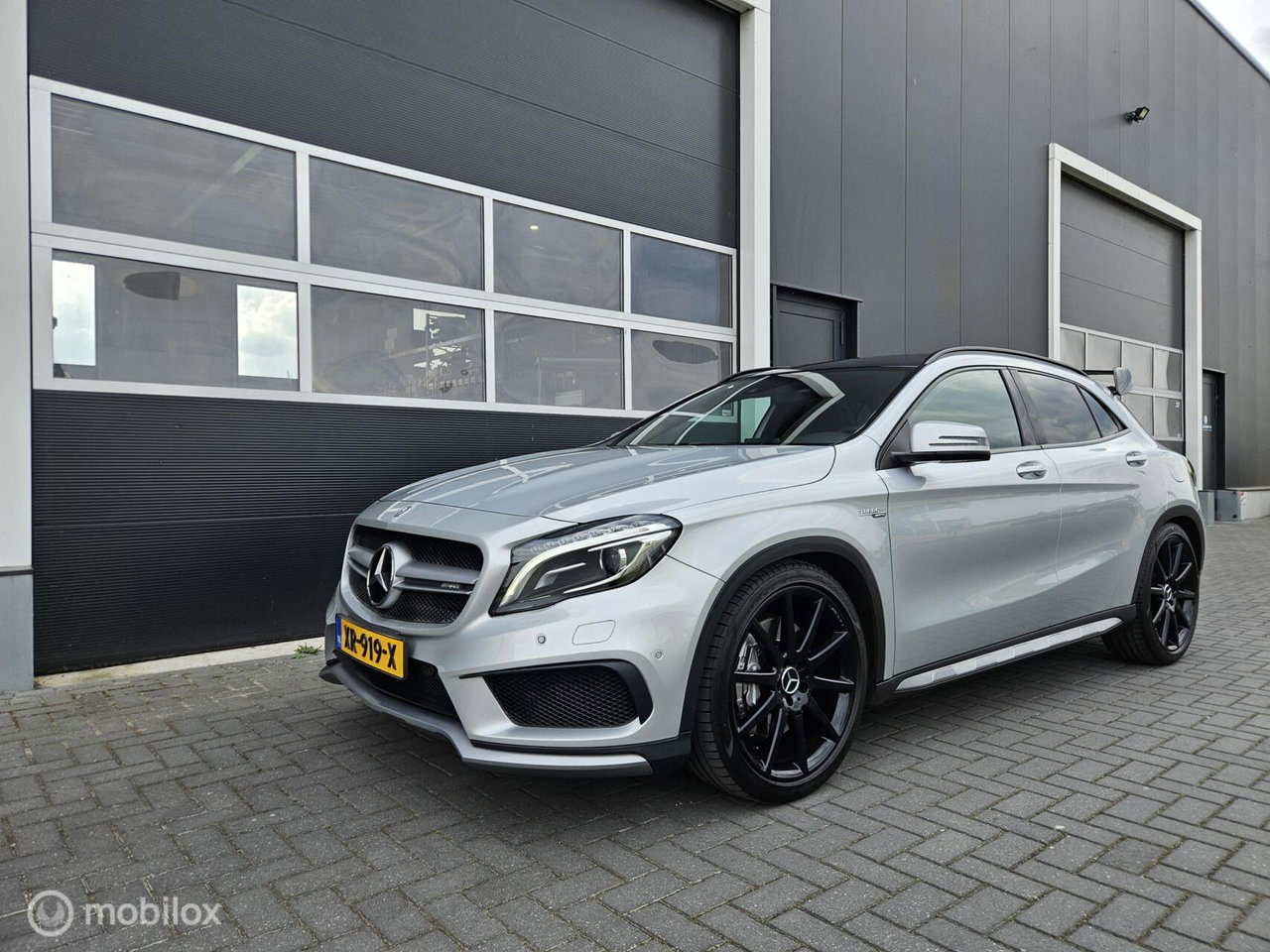 Mercedes-Benz GLA