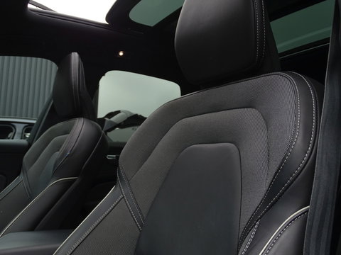 Volvo XC60 T6 310PK AWD Recharge / R-Design / panaroma / LED