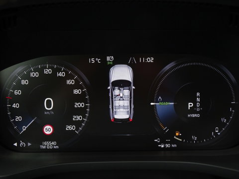 Volvo XC60 T6 310PK AWD Recharge / R-Design / panaroma / LED