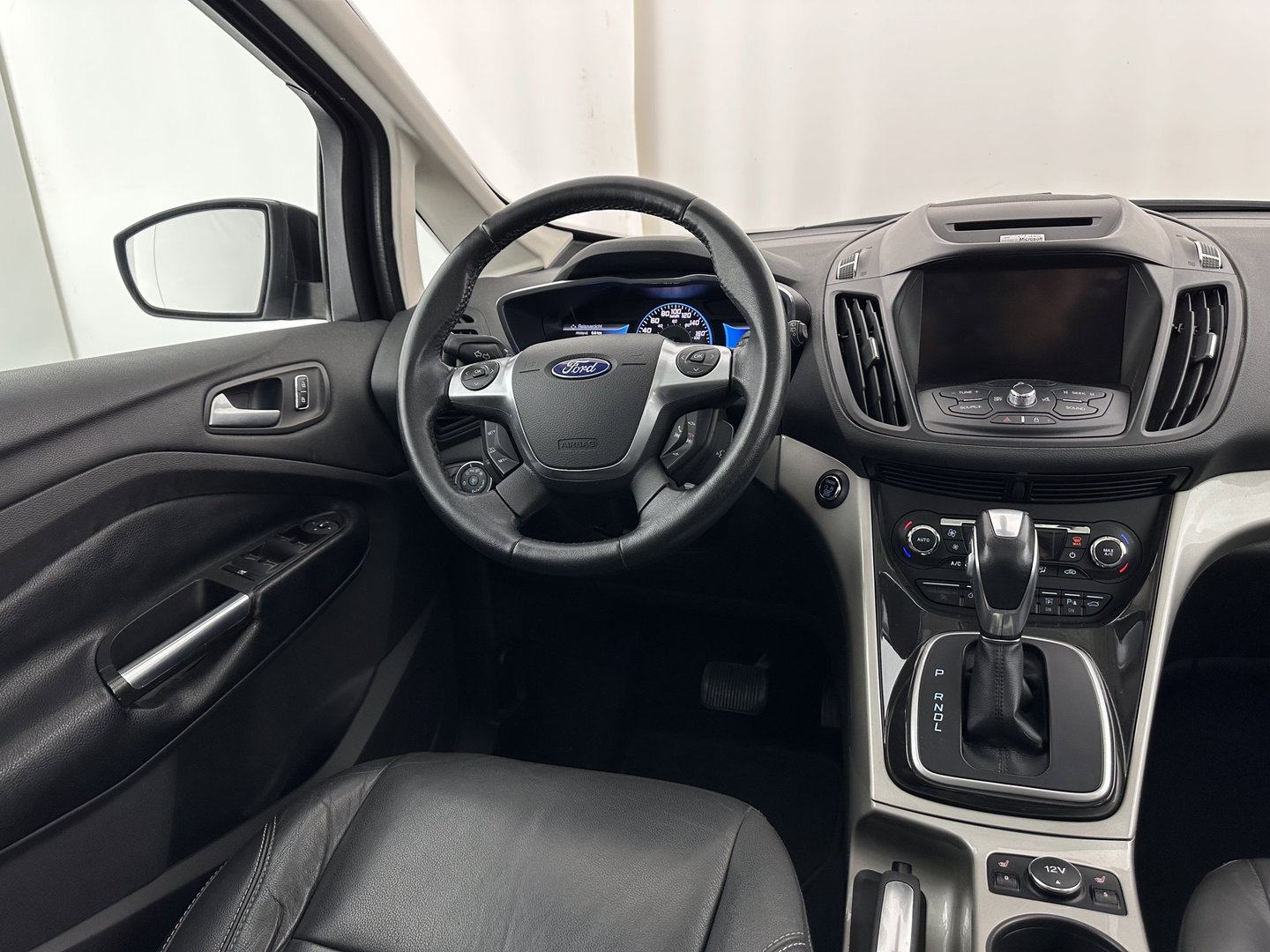 Ford C-MAX 2.0 Plug-in Hybrid Titanium Plus Aut. *PANO | LEATHER | NAVI-FULLMAP | KEYLESS | CAMERA | HEATED-COMFORTSEATS | ECC | PDC | 17"ALU*