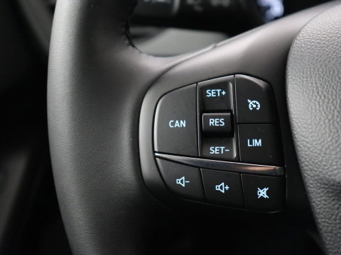 Ford Focus 1.0 EcoBoost Hybrid Titanium | Origineel NL | Carplay | Keyless | Navigatie | Climate control | Cruise control | Bluetooth | Full LED | Parkeerhulp | 38.100km NAP
