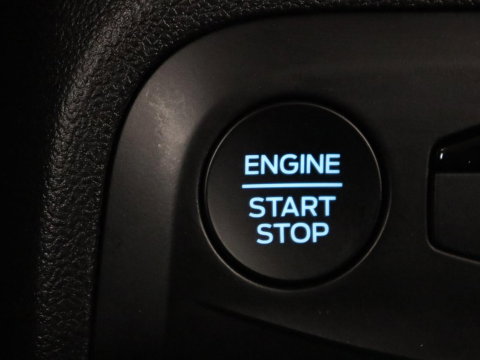 Ford Focus 1.0 EcoBoost Hybrid Titanium | Origineel NL | Carplay | Keyless | Navigatie | Climate control | Cruise control | Bluetooth | Full LED | Parkeerhulp | 38.100km NAP
