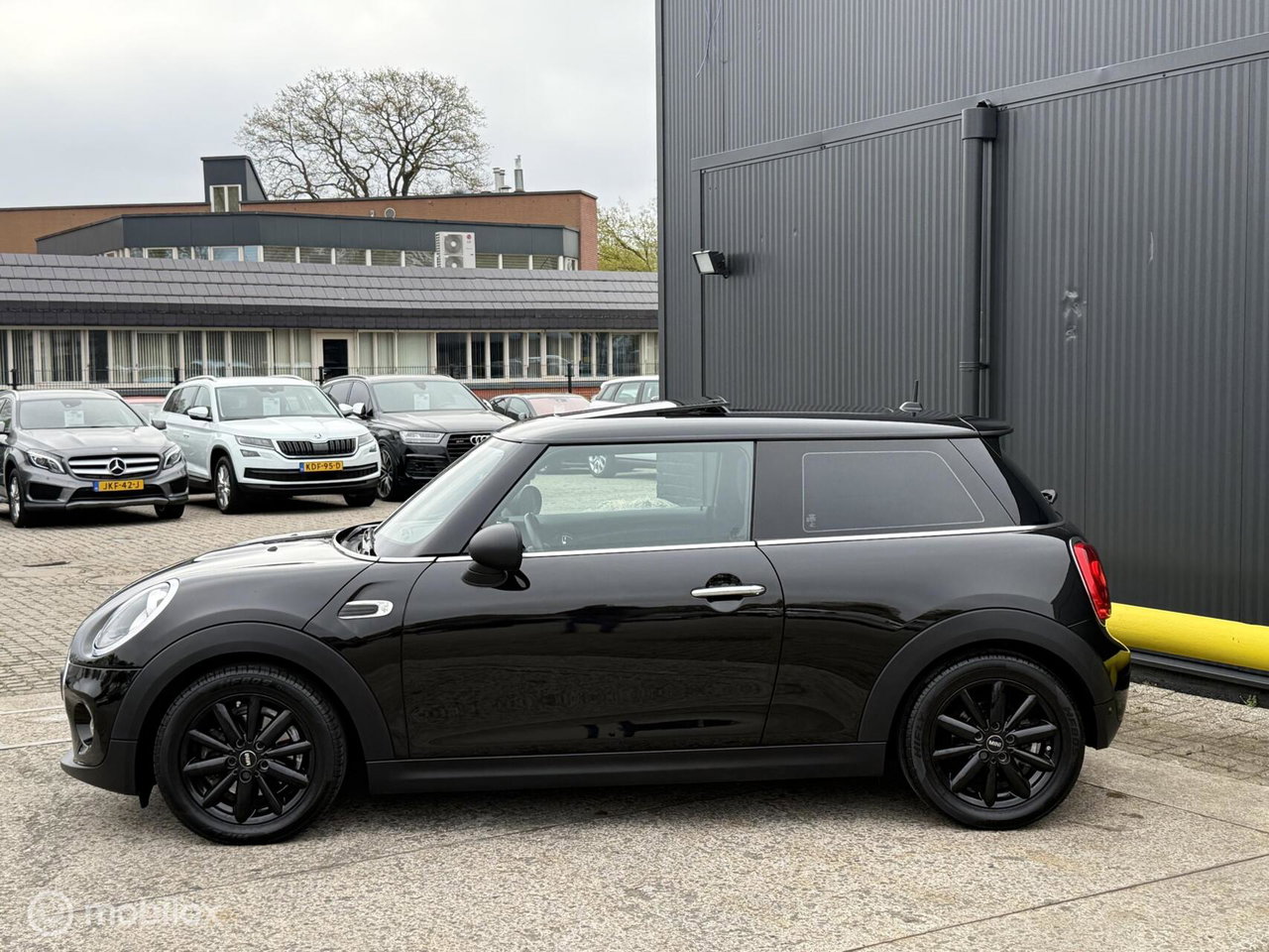 MINI One