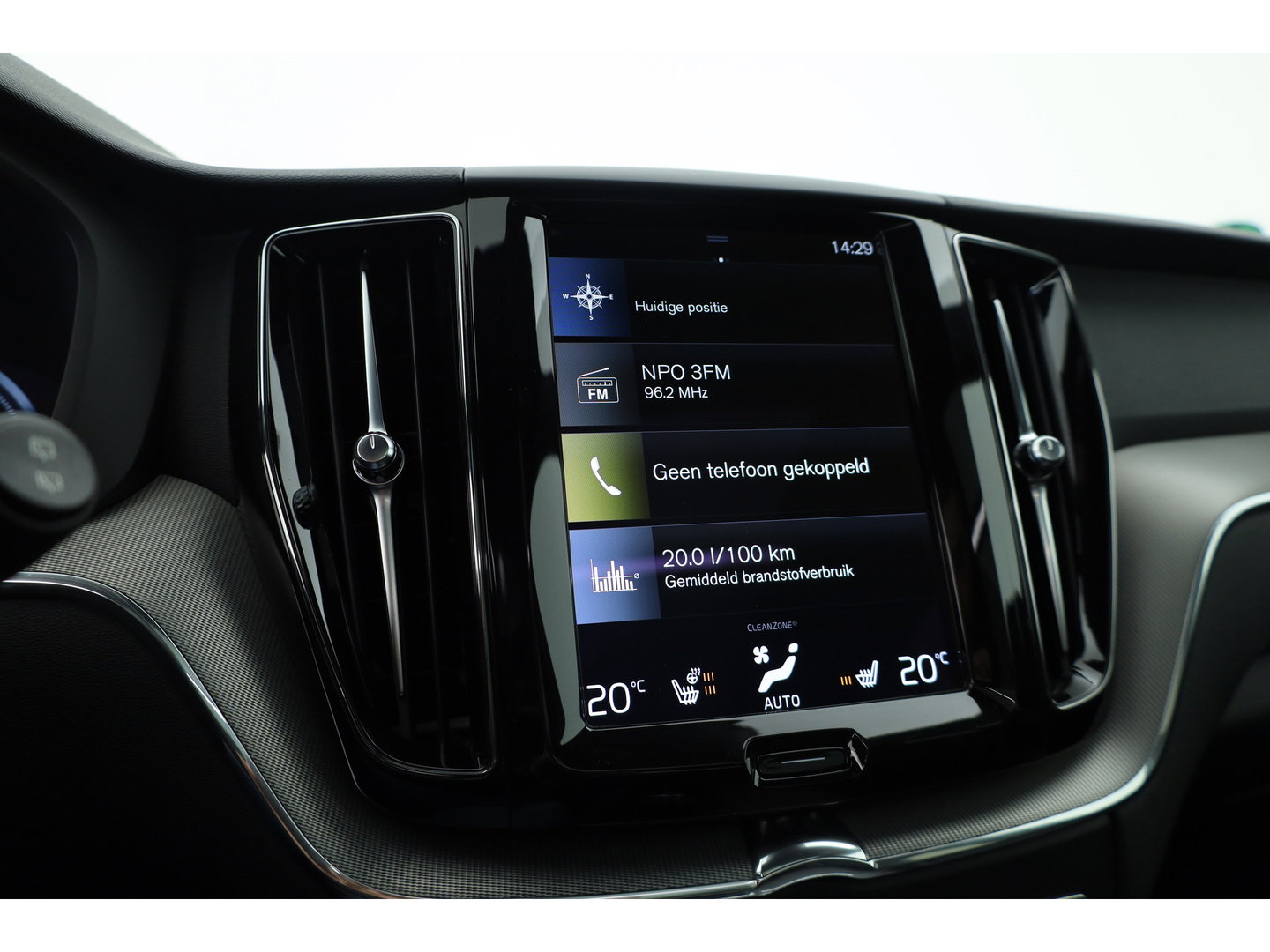 Volvo XC60 2.0 Recharge T6 AWD R-Design | Pano| H&K Audio | Blis | ACC | 360 Camera | Head up | stoel 4 & stuur verw. |