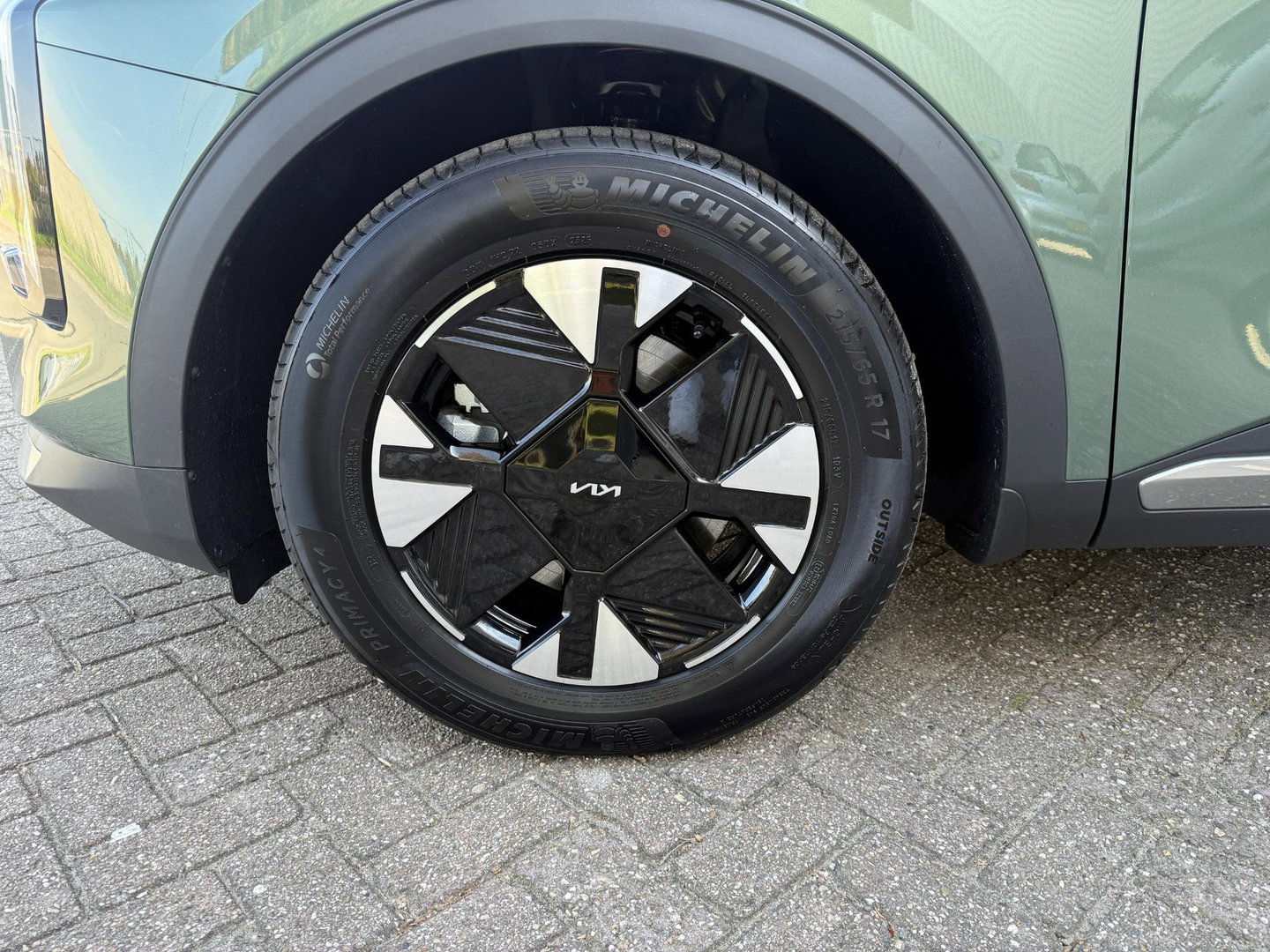 Kia Sportage 1.6 T-GDi MHEV Dark Edition Keyless l Stoel l stuur verw. Nieuwe auto