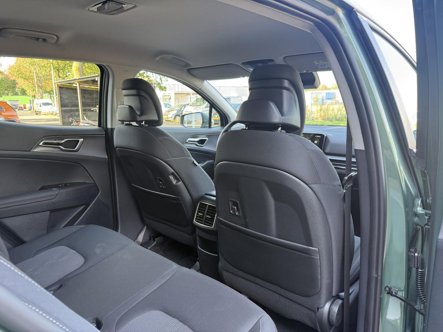 Kia Sportage 1.6 T-GDi MHEV Dark Edition Keyless l Stoel l stuur verw. Nieuwe auto