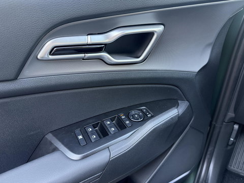 Kia Sportage 1.6 T-GDi MHEV Dark Edition Keyless l Stoel l stuur verw. Nieuwe auto