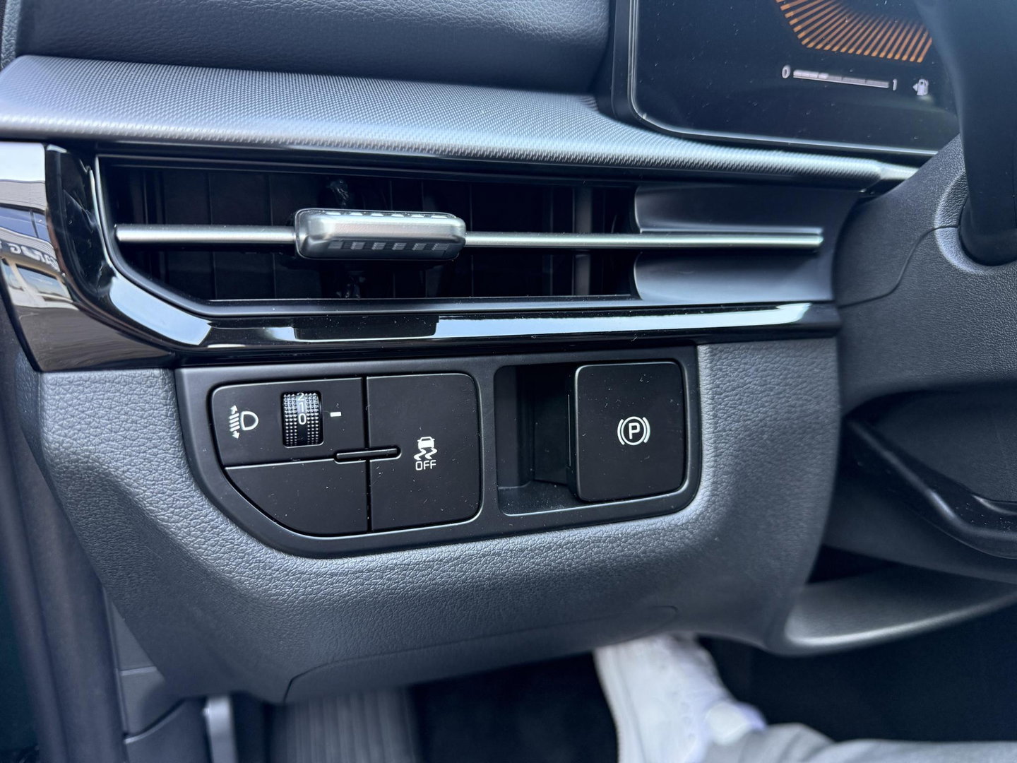Kia Sportage 1.6 T-GDi MHEV Dark Edition Keyless l Stoel l stuur verw. Nieuwe auto