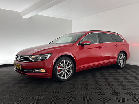 Volkswagen Passat Variant 1.6 TDI Connected Series Plus Aut. *ADAPTIVE-CRUISE | NAVI-FULLMAP | HEATED-COMFORTSEATS | PRIVACY-GLASS | SHIFT-PADDLES | ECC | PDC | 18''ALU*