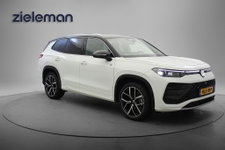 Volkswagen Tayron - 1.5 eTSI R-Line Edition 7 Persoons Automaat - Carplay, Camera, Stoelverw.