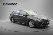 Toyota Corolla Touring Sports - 1.8 Hybrid Business - Digitaal Cockpit, Camera, Carplay, Head-up Display