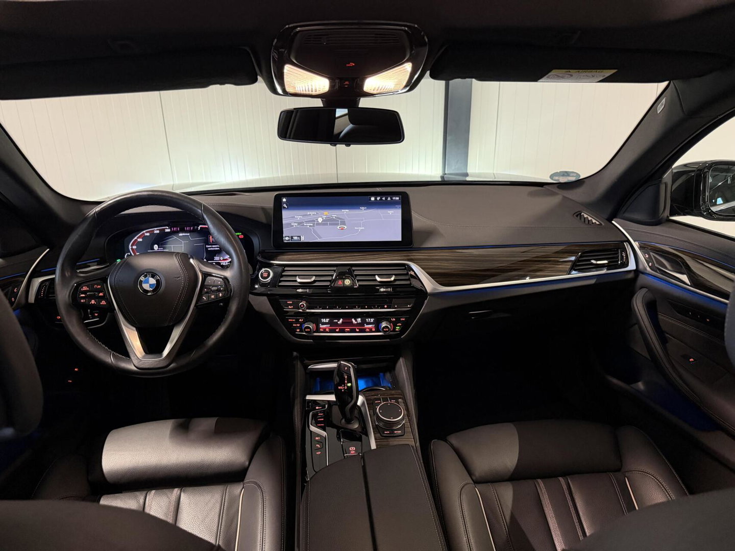 BMW 5 Serie Touring 530e High Executive Pano Leer Memory VOL
