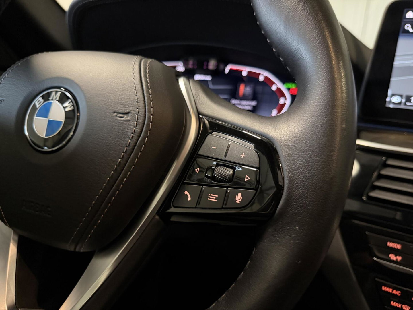 BMW 5 Serie Touring 530e High Executive Pano Leer Memory VOL