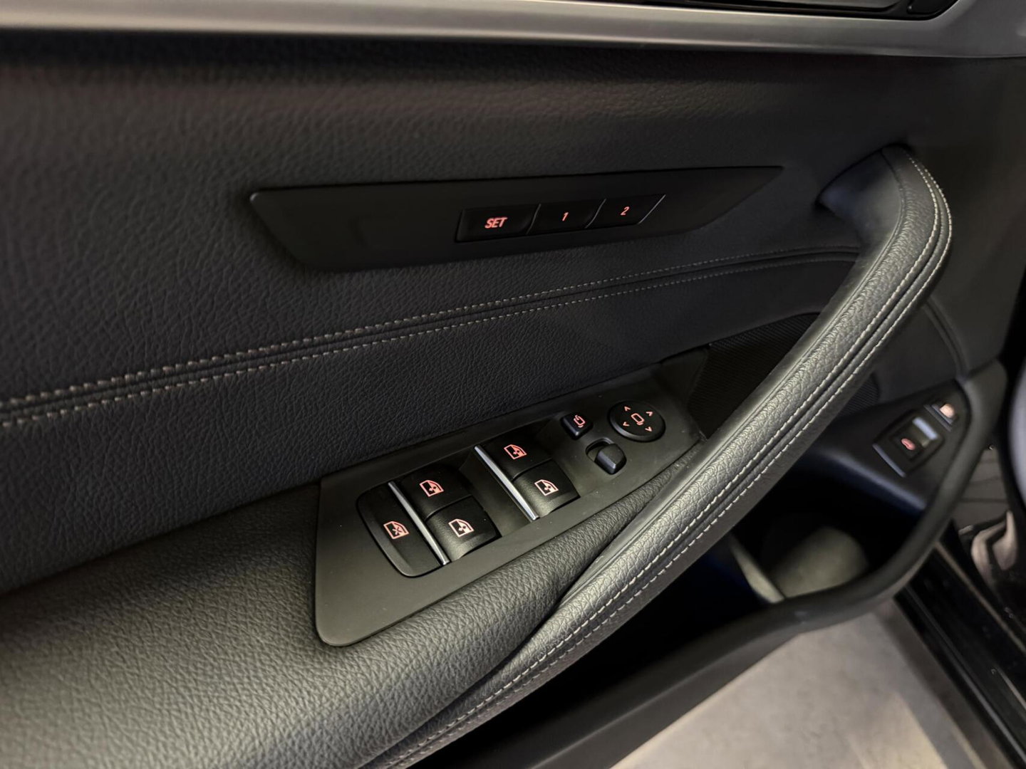 BMW 5 Serie Touring 530e High Executive Pano Leer Memory VOL