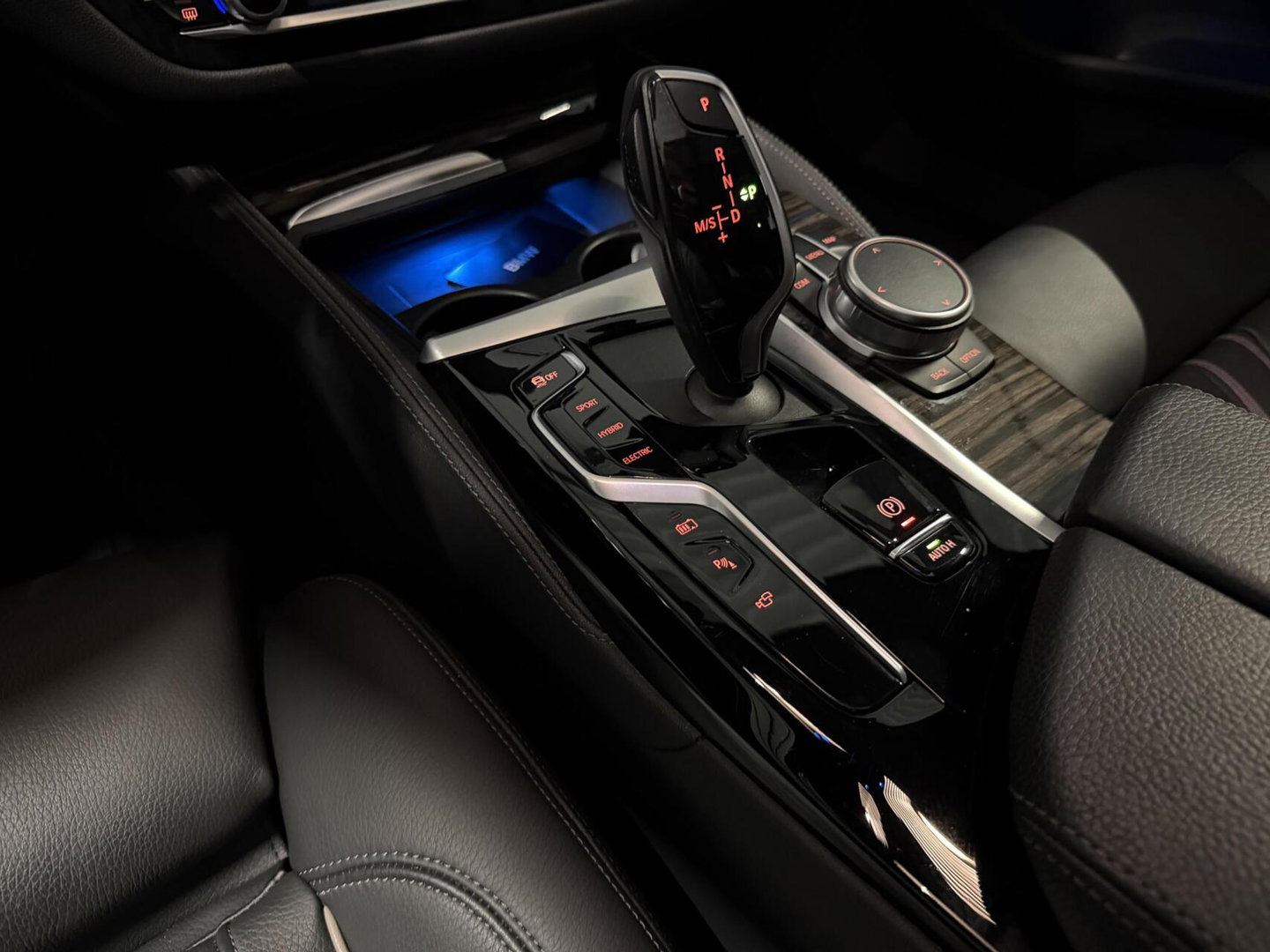 BMW 5 Serie Touring 530e High Executive Pano Leer Memory VOL