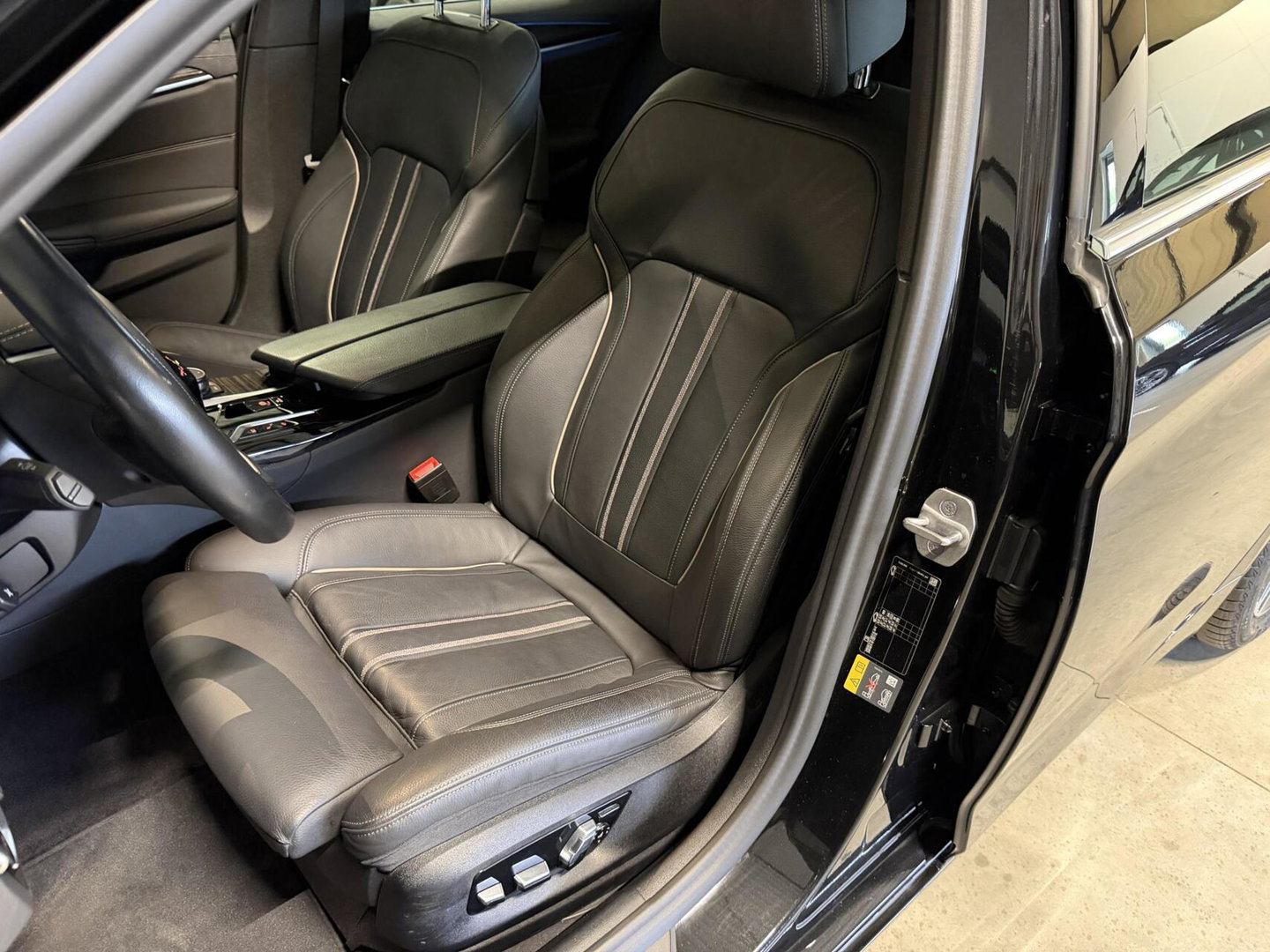 BMW 5 Serie Touring 530e High Executive Pano Leer Memory VOL