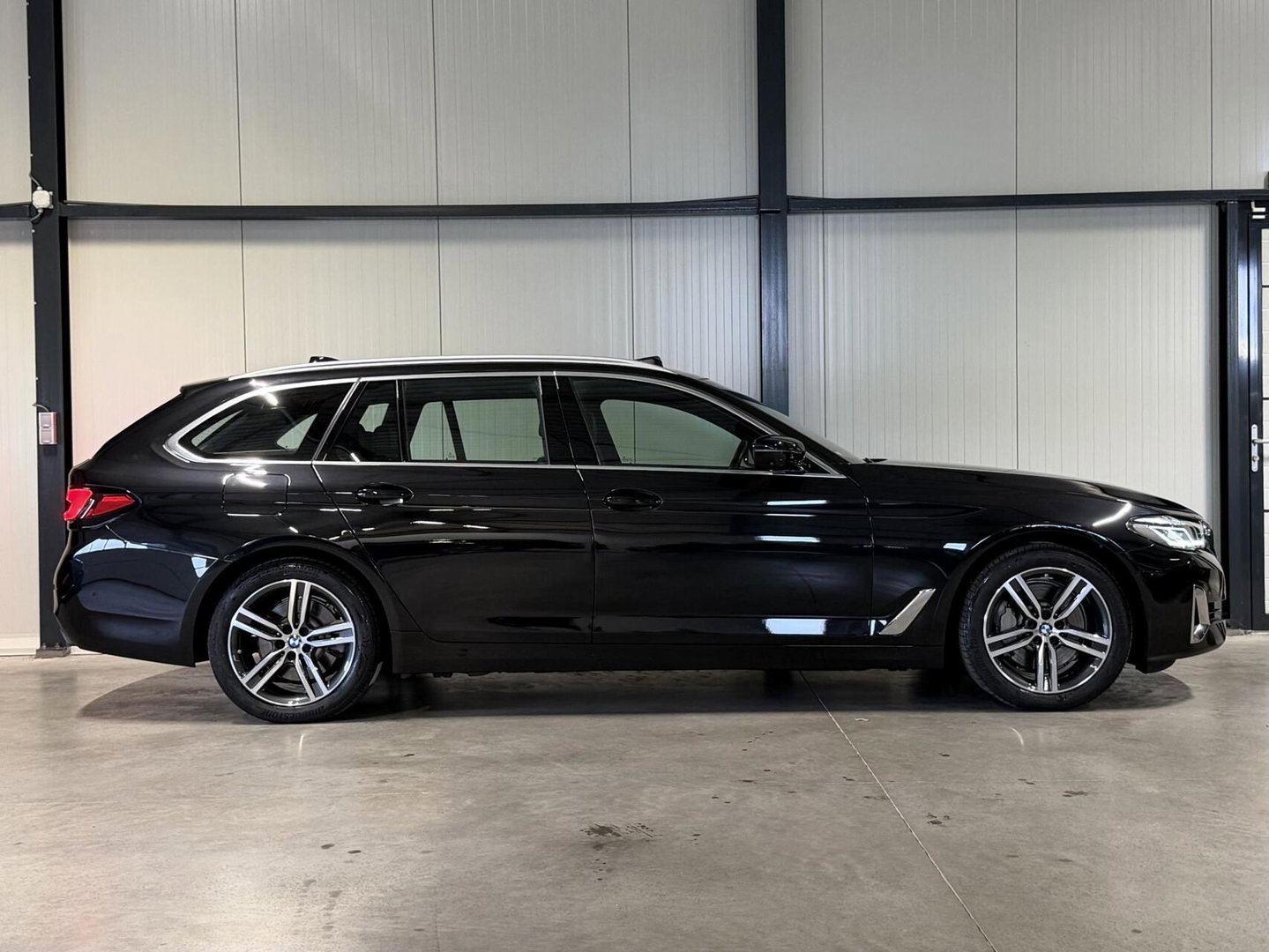 BMW 5 Serie Touring 530e High Executive Pano Leer Memory VOL