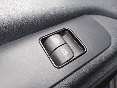 Mercedes-Benz Sprinter 311 2.2 CDI L2H2 AIRCO / CAMERA / 3 ZITS / DEALER ONDERHOUDEN / NAVI