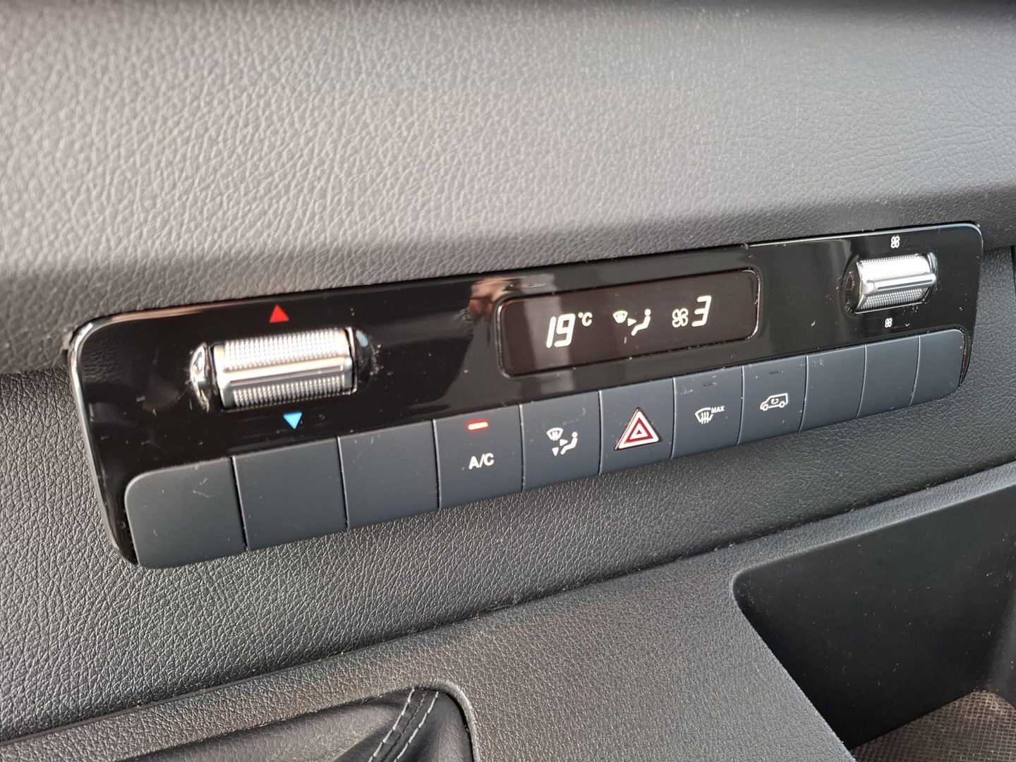 Mercedes-Benz Sprinter 311 2.2 CDI L2H2 AIRCO / CAMERA / 3 ZITS / DEALER ONDERHOUDEN / NAVI