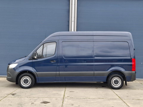 Mercedes-Benz Sprinter 311 2.2 CDI L2H2 AIRCO / CAMERA / 3 ZITS / DEALER ONDERHOUDEN / NAVI
