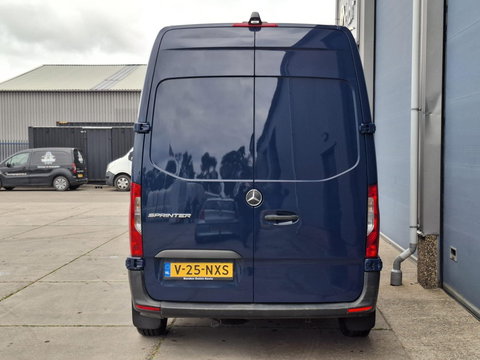 Mercedes-Benz Sprinter 311 2.2 CDI L2H2 AIRCO / CAMERA / 3 ZITS / DEALER ONDERHOUDEN / NAVI