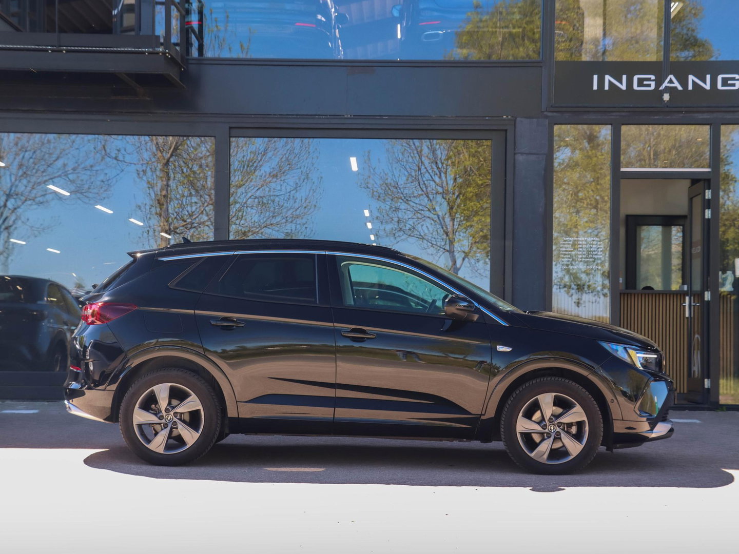 Opel Grandland X 1.2 Turbo Business Elegance