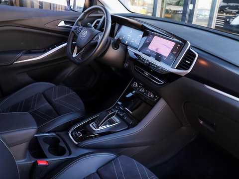 Opel Grandland X 1.2 Turbo Business Elegance